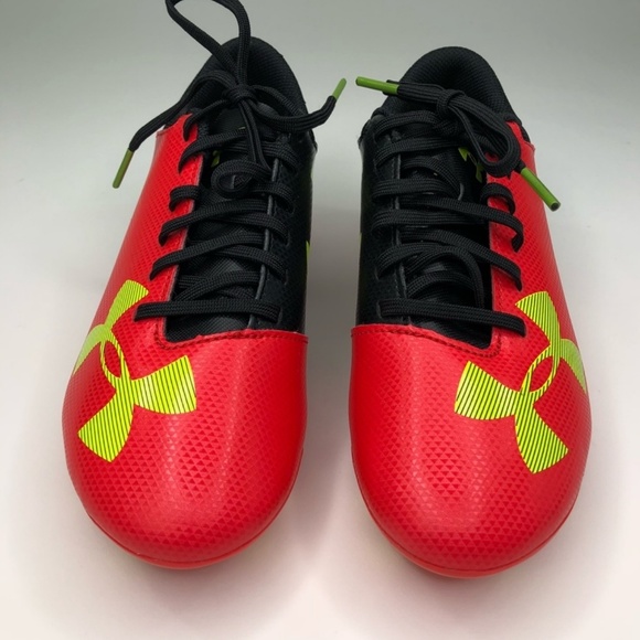 Under Armour Soccer Cleats youth 3.5 - Picture 1 of 6